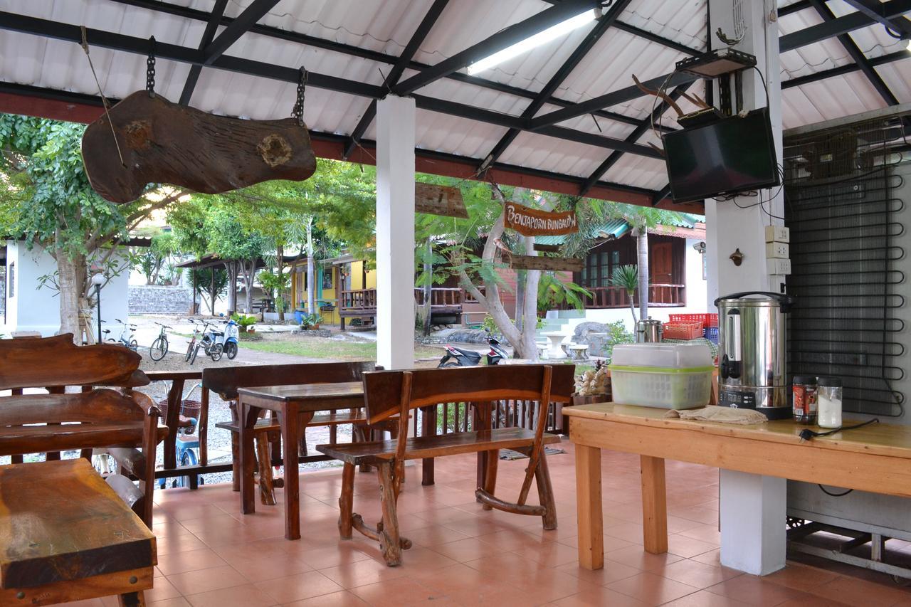Benjaporn Bungalow Ko Si Chang Exterior photo