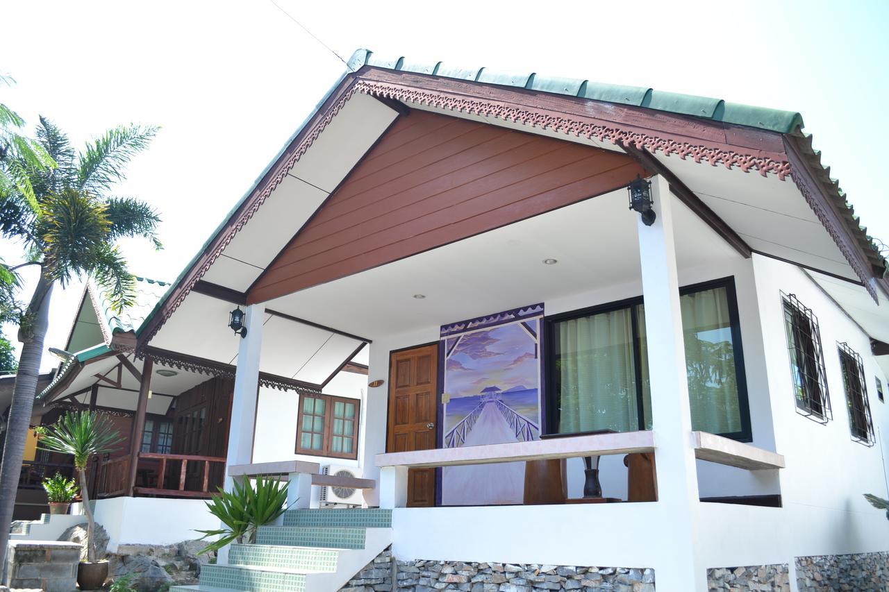 Benjaporn Bungalow Ko Si Chang Exterior photo