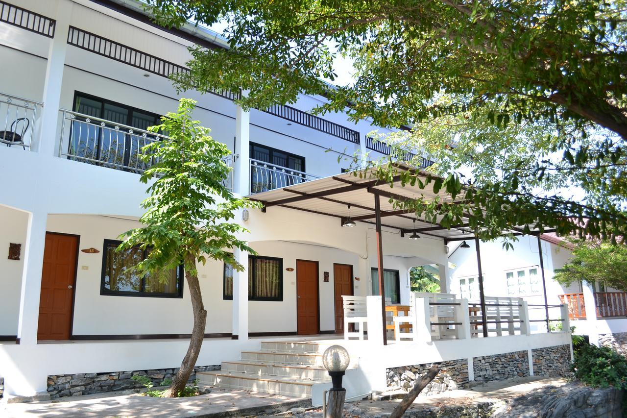 Benjaporn Bungalow Ko Si Chang Exterior photo